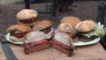 ボローニャハンバーガーをレシピにも大いに役立てる｜BBQ Pit Boys